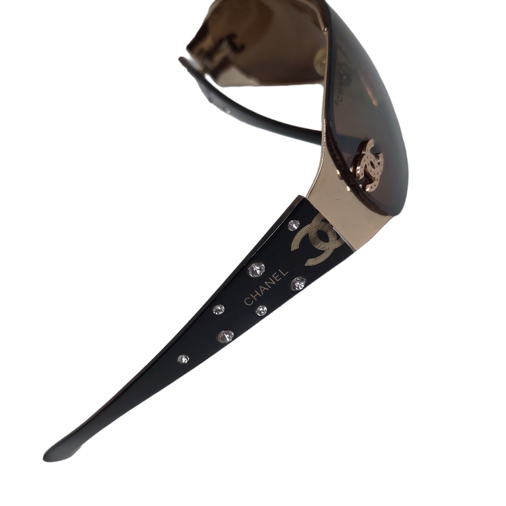 Chanel CC Sunglasses - Picture 4 of 11